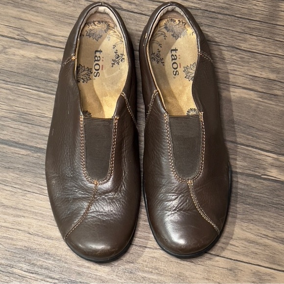 Taos Town Center Leather Dark Brown Slip On Comfort Shoes Flats Walking - Picture 4 of 15